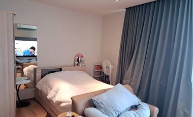 For sale 1 bed condo in Khlong Toei, Bangkok