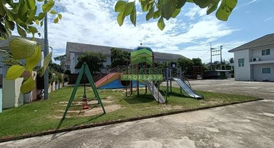 Продажа 3 спальни таунхаус в Phan Thong, Чонбури
