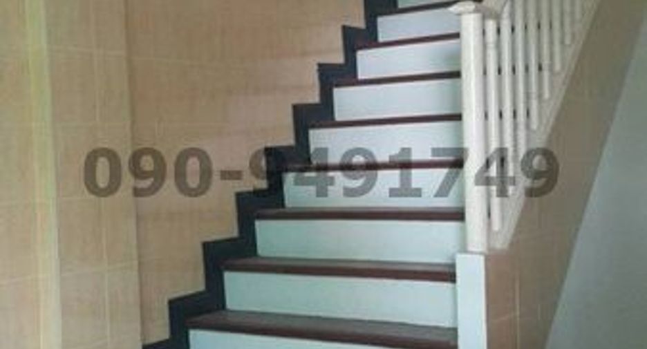 For rent 3 bedrooms townhouse in Chatuchak, Bangkok