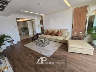 For rent そして for sale 4 Beds condo in Khlong Toei, Bangkok
