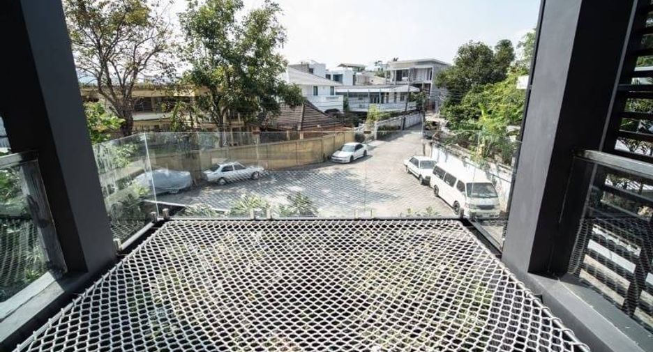 For sale 5 ベッドルーム house in Khlong Toei, Bangkok