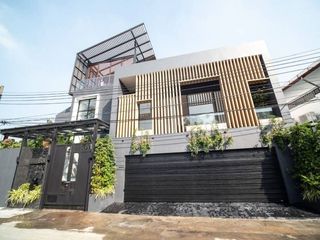 For sale 5 ベッドルーム house in Khlong Toei, Bangkok