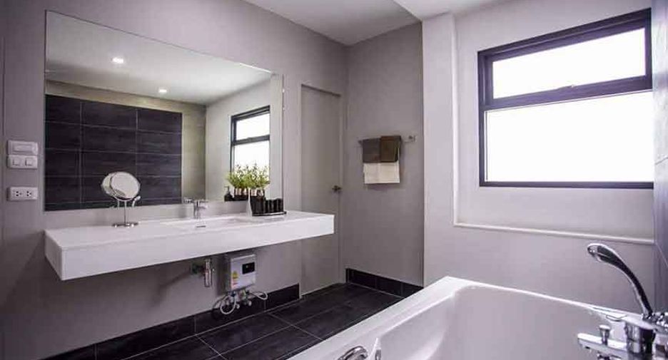 For sale 3 bedrooms house in Hang Dong, Chiang Mai