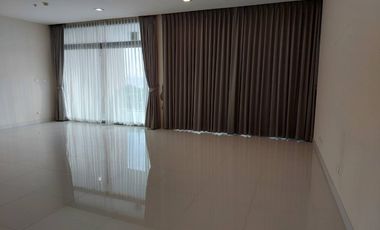 For sale 2 bedrooms condo 