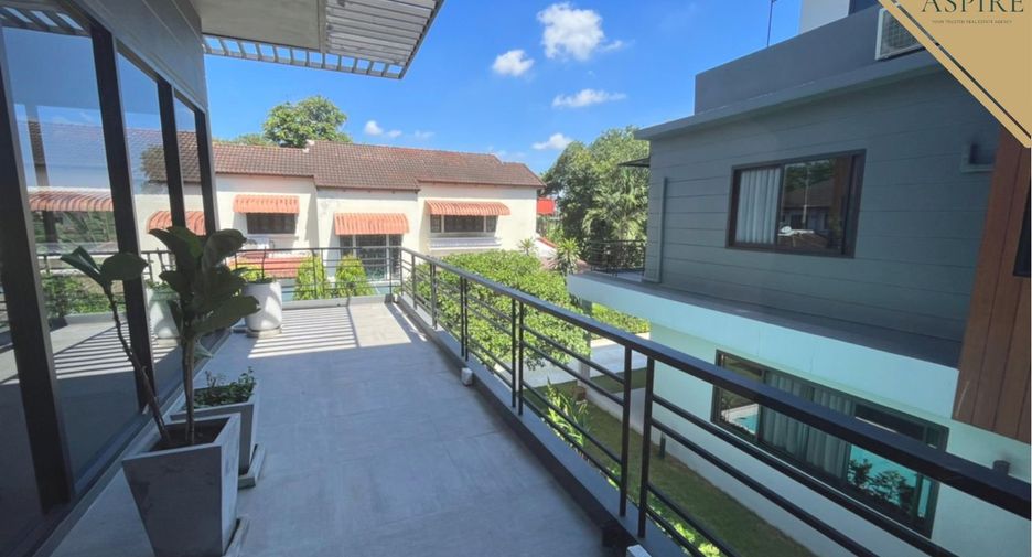 For sale 9 bedrooms house in Suan Luang, Bangkok