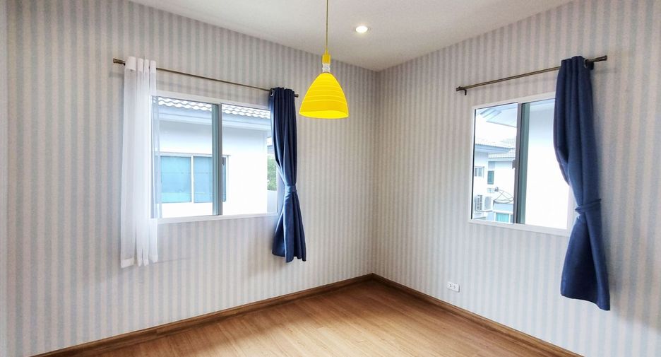 For sale 3 Beds house in Suan Luang, Bangkok