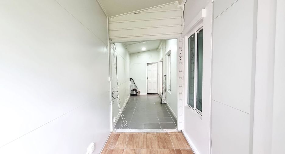 For sale 3 Beds house in Suan Luang, Bangkok