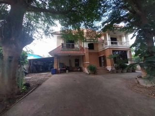 For sale 3 bed house in Mueang Uthai Thani, Uthai Thani