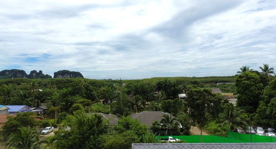 For sale 4 bedrooms retail Space in Mueang Krabi, Krabi