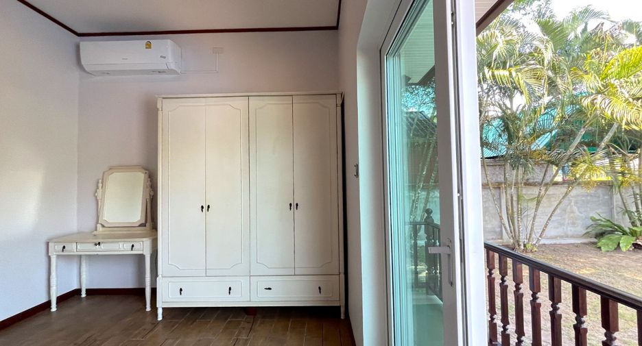 For sale 4 bedrooms retail Space in Mueang Krabi, Krabi