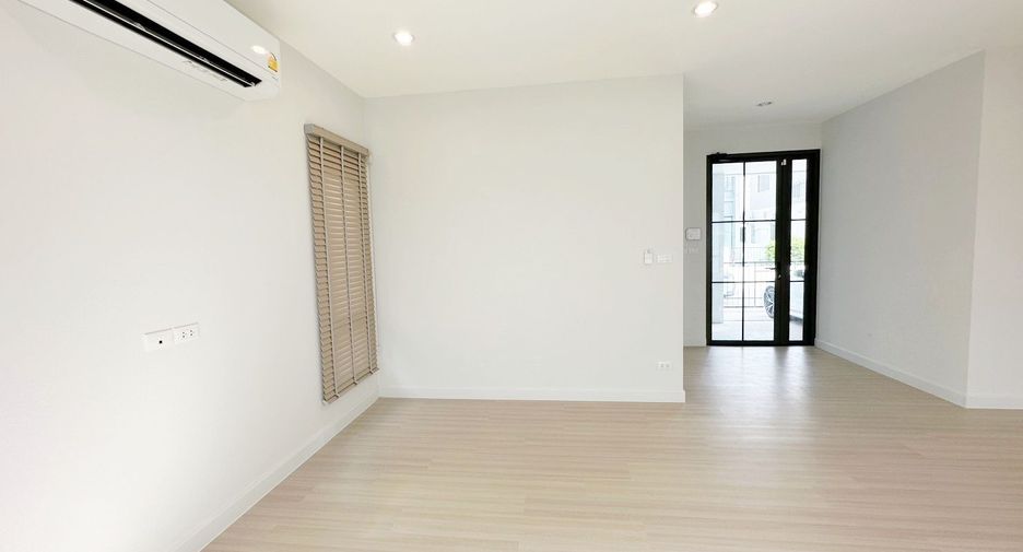 Haus zum Kauf mit 4 Zimmer in Phra Samut Chedi, Samut Prakan
