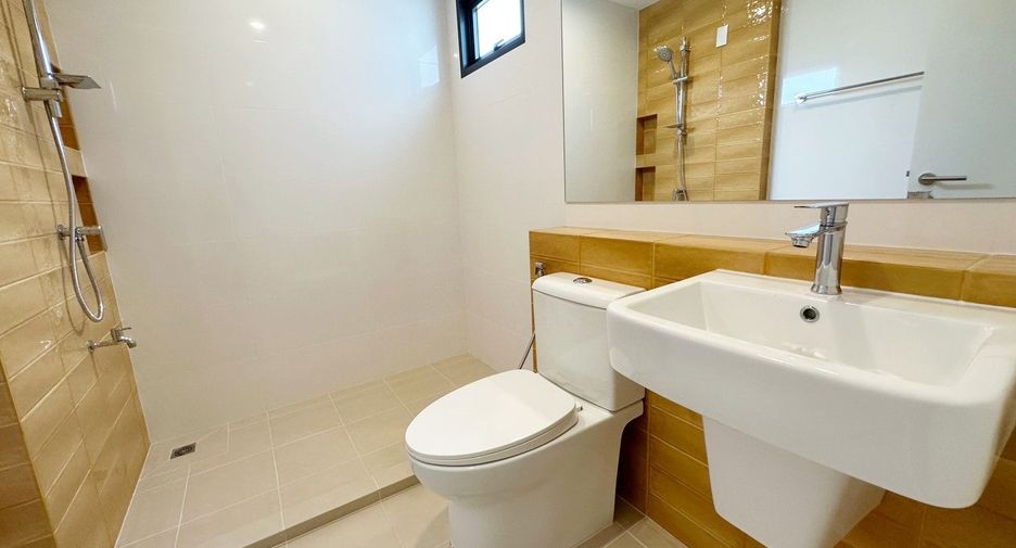 Haus zum Kauf mit 4 Zimmer in Phra Samut Chedi, Samut Prakan