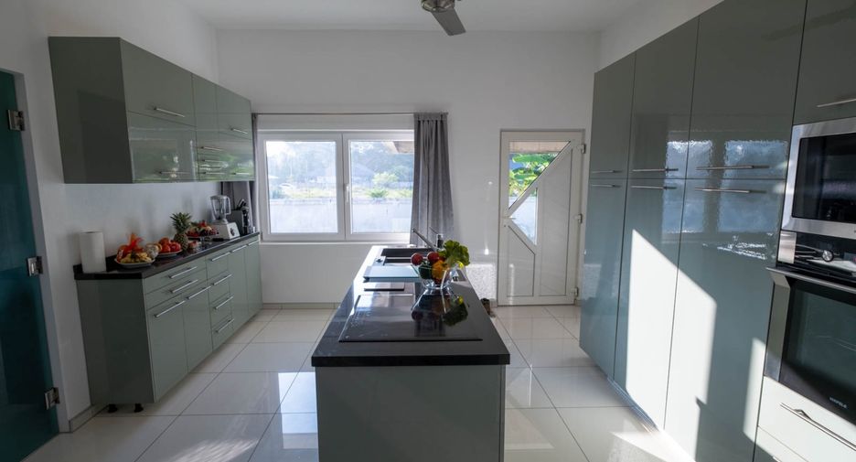 Casa en venta de 2 habitaciones en San Sai, Chiang Mai