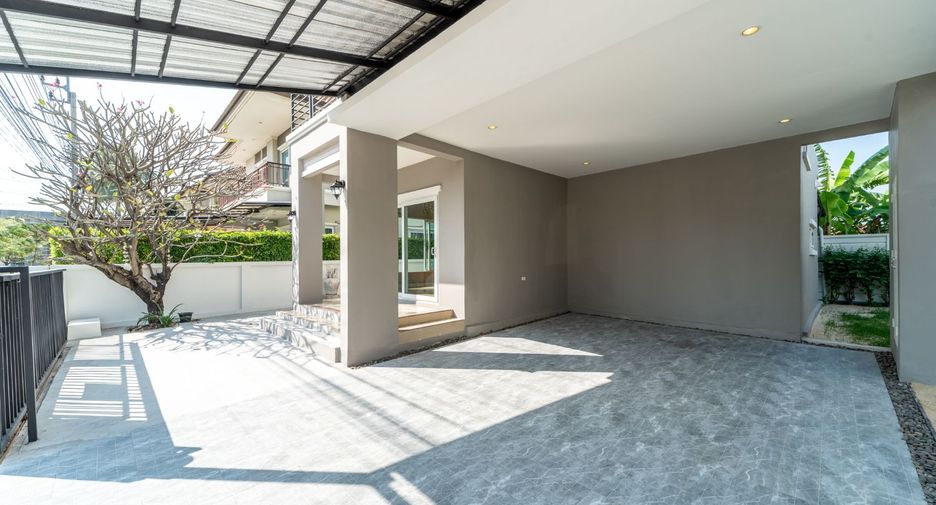À vendre 3 chambres maison à Min Buri, Bangkok