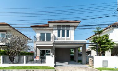 À vendre 3 chambres maison à Min Buri, Bangkok