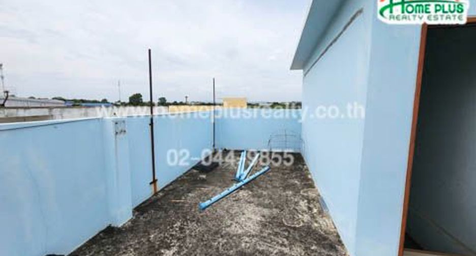 For sale 2 bedrooms retail Space in Phatthana Nikhom, Lopburi