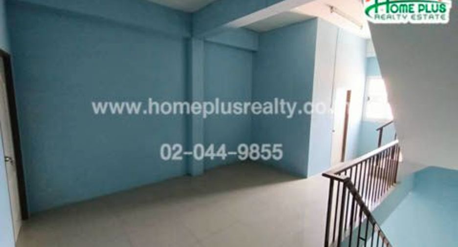 For sale 2 bedrooms retail Space in Phatthana Nikhom, Lopburi