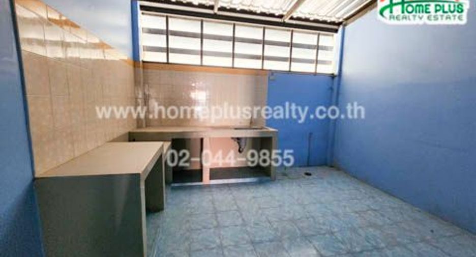 For sale 2 bedrooms retail Space in Phatthana Nikhom, Lopburi