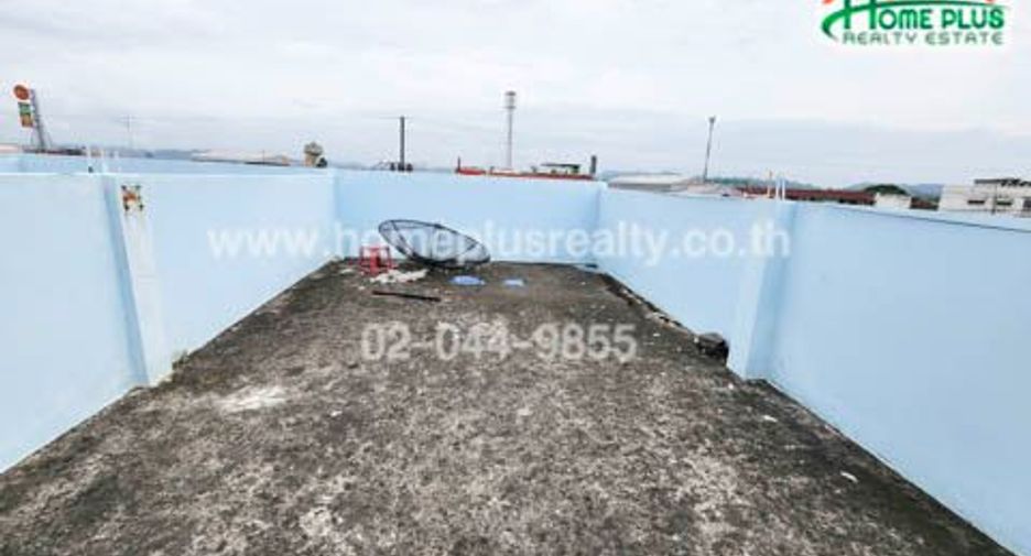 For sale 2 bedrooms retail Space in Phatthana Nikhom, Lopburi