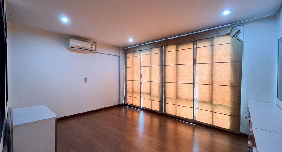 ขาย 4 ห้องนอน ออฟฟิศ ใน บางนา, กรุงเทพฯ