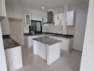 ขาย 6 ห้องนอน บ้านเดี่ยว ใน บางพลี, สมุทรปราการ