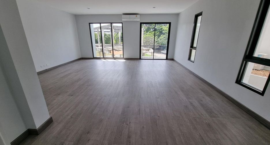 À vendre 6 chambres maison à Bang Phli, Samut Prakan