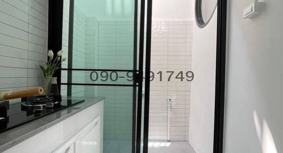 For sale 2 bedrooms house in Phra Khanong, Bangkok