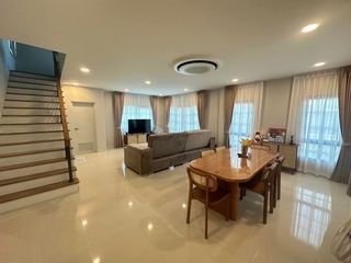 Haus zur Miete mit 4 Zimmer in Bang Phli, Samut Prakan