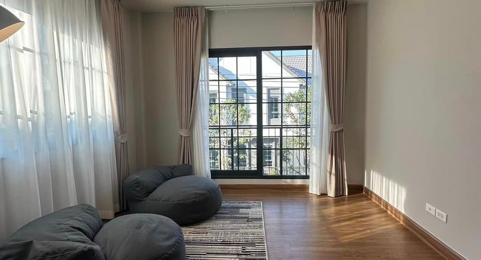 For rent 4 ベッドルーム house in Bang Phli, Samut Prakan