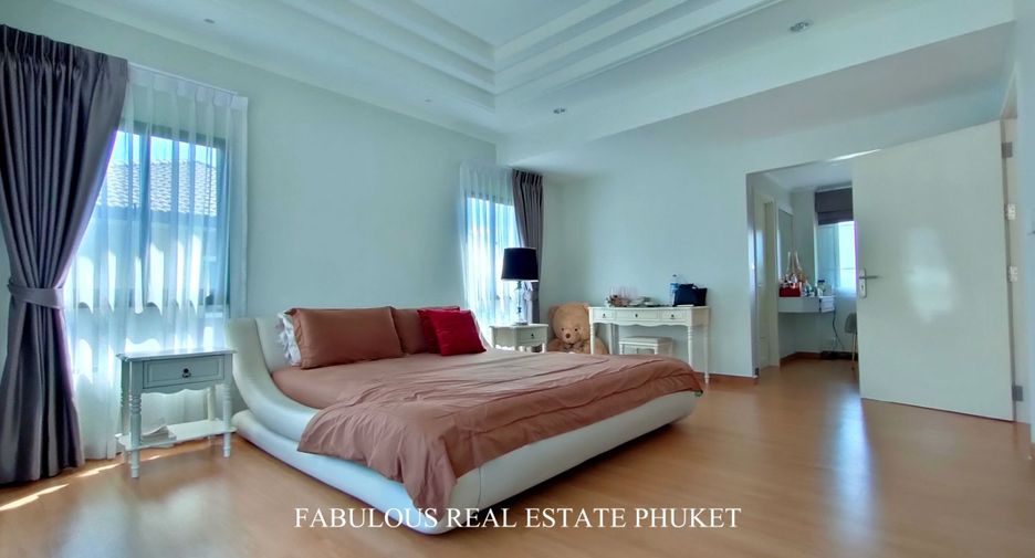 For sale 3 ベッドルーム villa in Kathu, Phuket