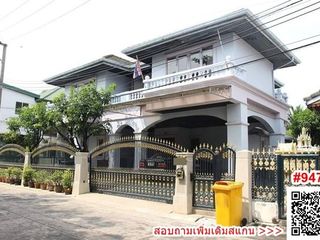 For rent 4 Beds house in Bang Khae, Bangkok