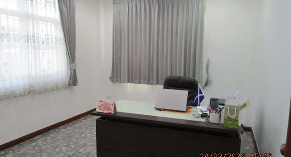 Casa en venta de 5 habitaciones en Ban Khai, Rayong