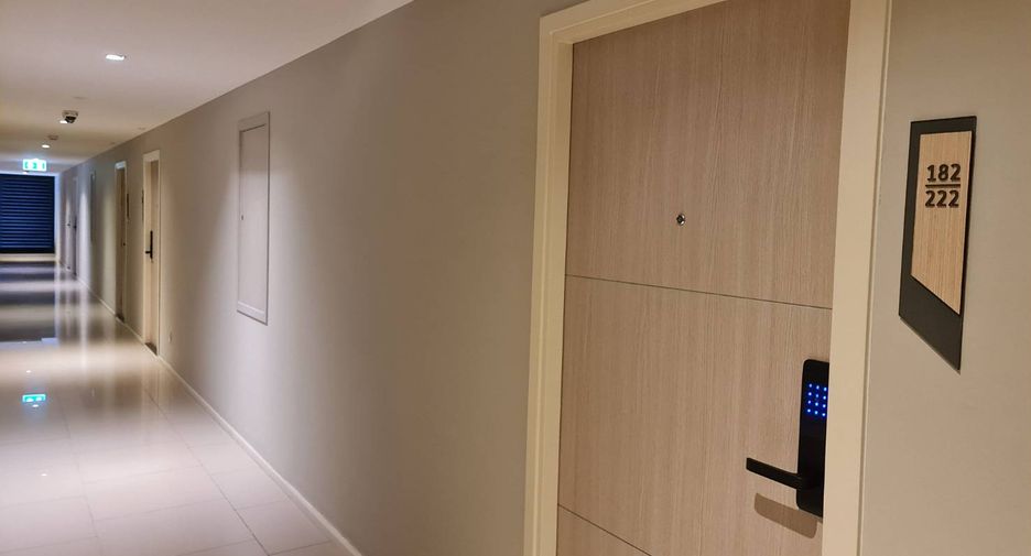 For sale 1 bed condo in Suan Luang, Bangkok