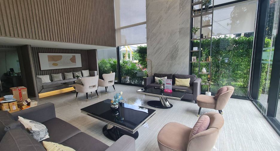 For sale 1 bed condo in Suan Luang, Bangkok
