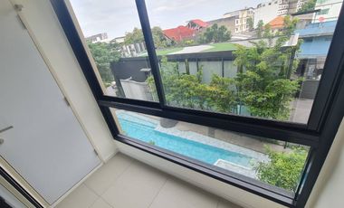 For sale 1 bed condo in Suan Luang, Bangkok