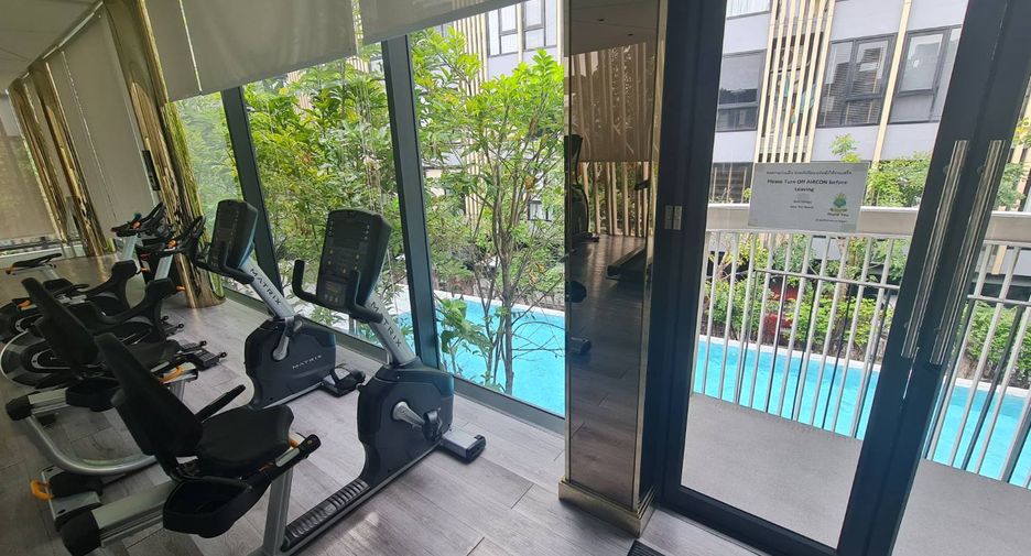 For sale 1 bed condo in Suan Luang, Bangkok