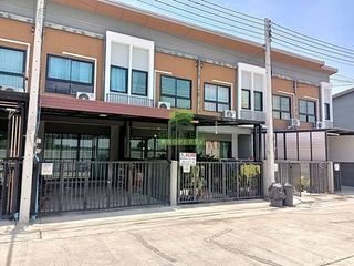 For sale 2 bedrooms townhouse in Lat Lum Kaeo, Pathum Thani