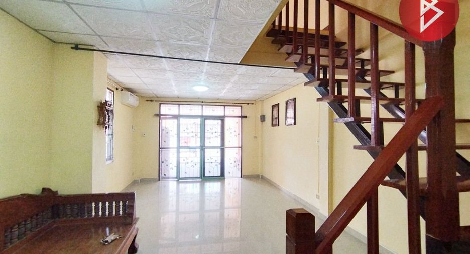 For sale 2 Beds townhouse in Khlong Luang, Pathum Thani