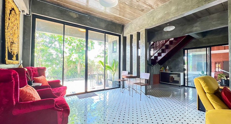 For sale 6 bedrooms house in San Kamphaeng, Chiang Mai