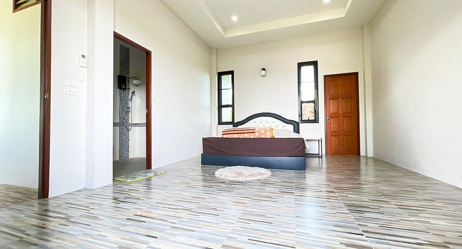 For sale 6 bedrooms house in San Kamphaeng, Chiang Mai