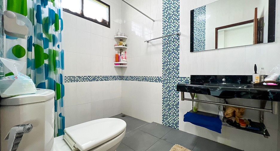 For sale 6 bedrooms house in San Kamphaeng, Chiang Mai