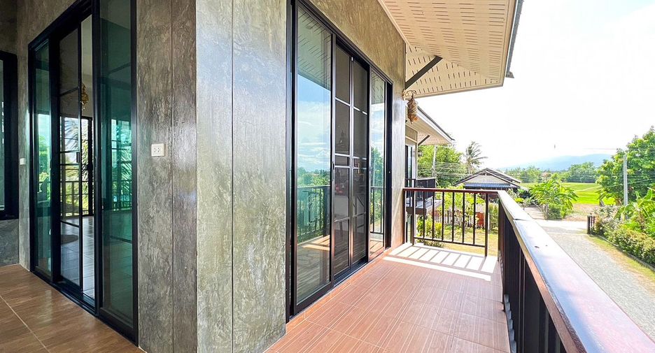 For sale 6 bedrooms house in San Kamphaeng, Chiang Mai