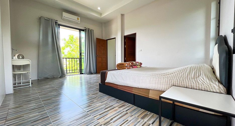 For sale 6 bedrooms house in San Kamphaeng, Chiang Mai