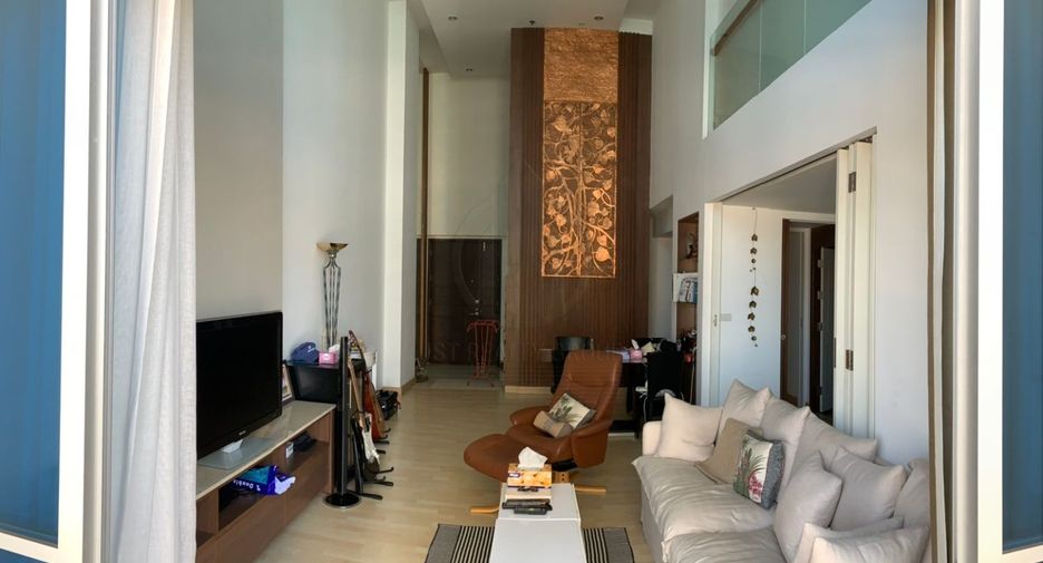 Wohnung zur Miete und zum Kauf mit 2 Zimmer in Pathum Wan, Bangkok