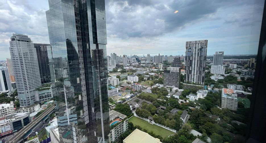 Wohnung zur Miete und zum Kauf mit 1 Zimmer in Khlong Toei, Bangkok