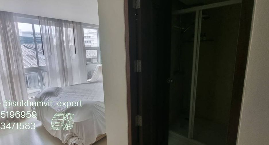 For rent 7 Beds retail Space in Watthana, Bangkok
