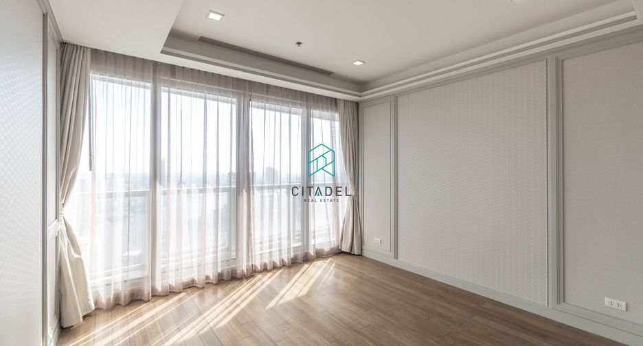 Condo en venta de 2 habitaciones en Sathon, Bangkok
