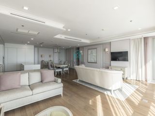 For sale 2 bedrooms condo in Sathon, Bangkok