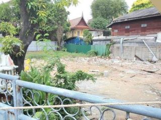 出售 土地 在 Khlong San, 曼谷