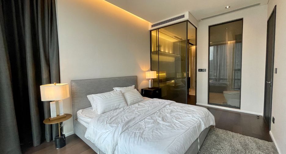 For rent 2 bedrooms condo in Watthana, Bangkok